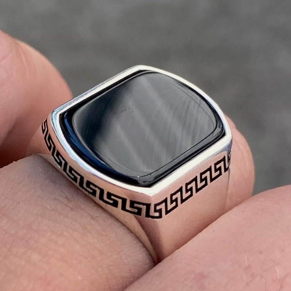 Men's ring